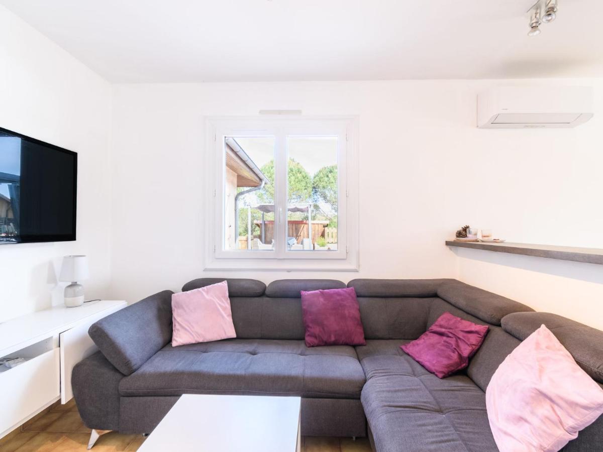 Holiday Home Petrocq - Lit120 By Interhome 利和米克斯 外观 照片